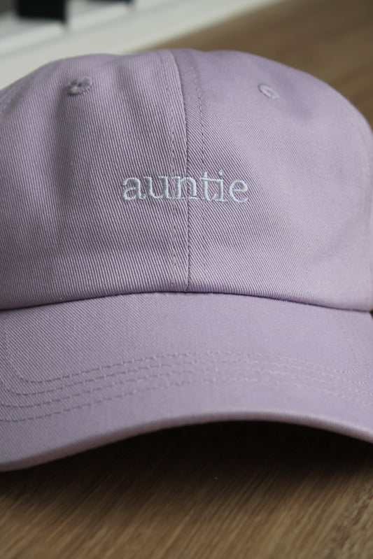 auntie hat