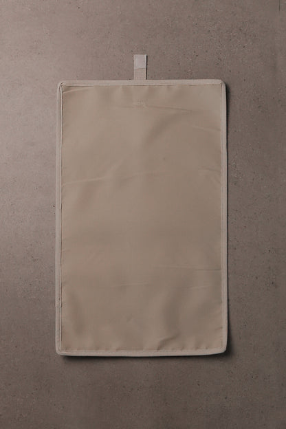 Change mat laying flat with a wipeable surface