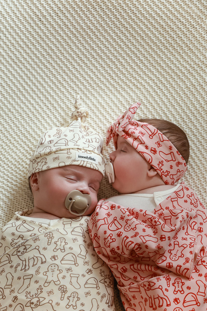 Merry Swaddle & Beanie Set