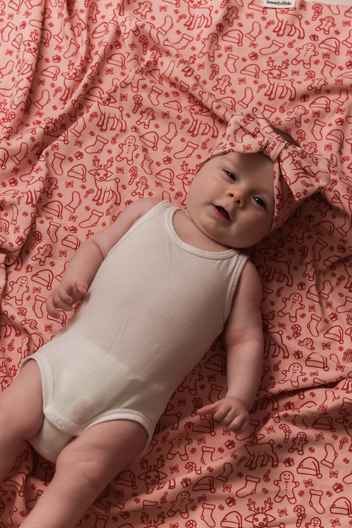 Merry Swaddle & Bow Set