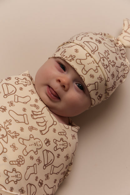 Merry Swaddle & Beanie Set