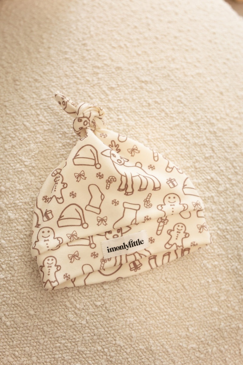 Merry Swaddle & Beanie Set